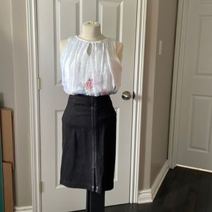 Black with white speckled skirt, front slit.  Size large from Joe Fresh